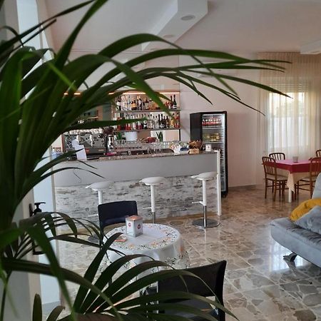 Hotel Barbiani リッチョーネ エクステリア 写真