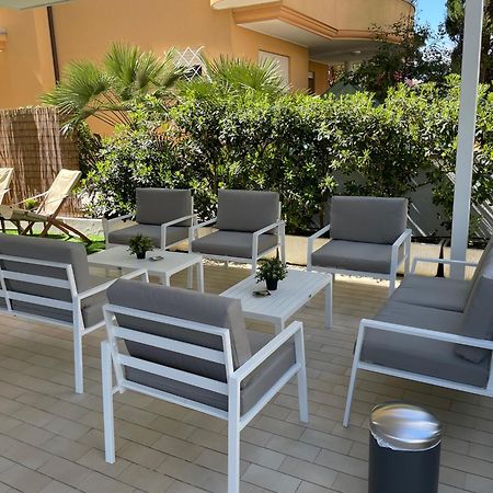 Hotel Barbiani リッチョーネ エクステリア 写真