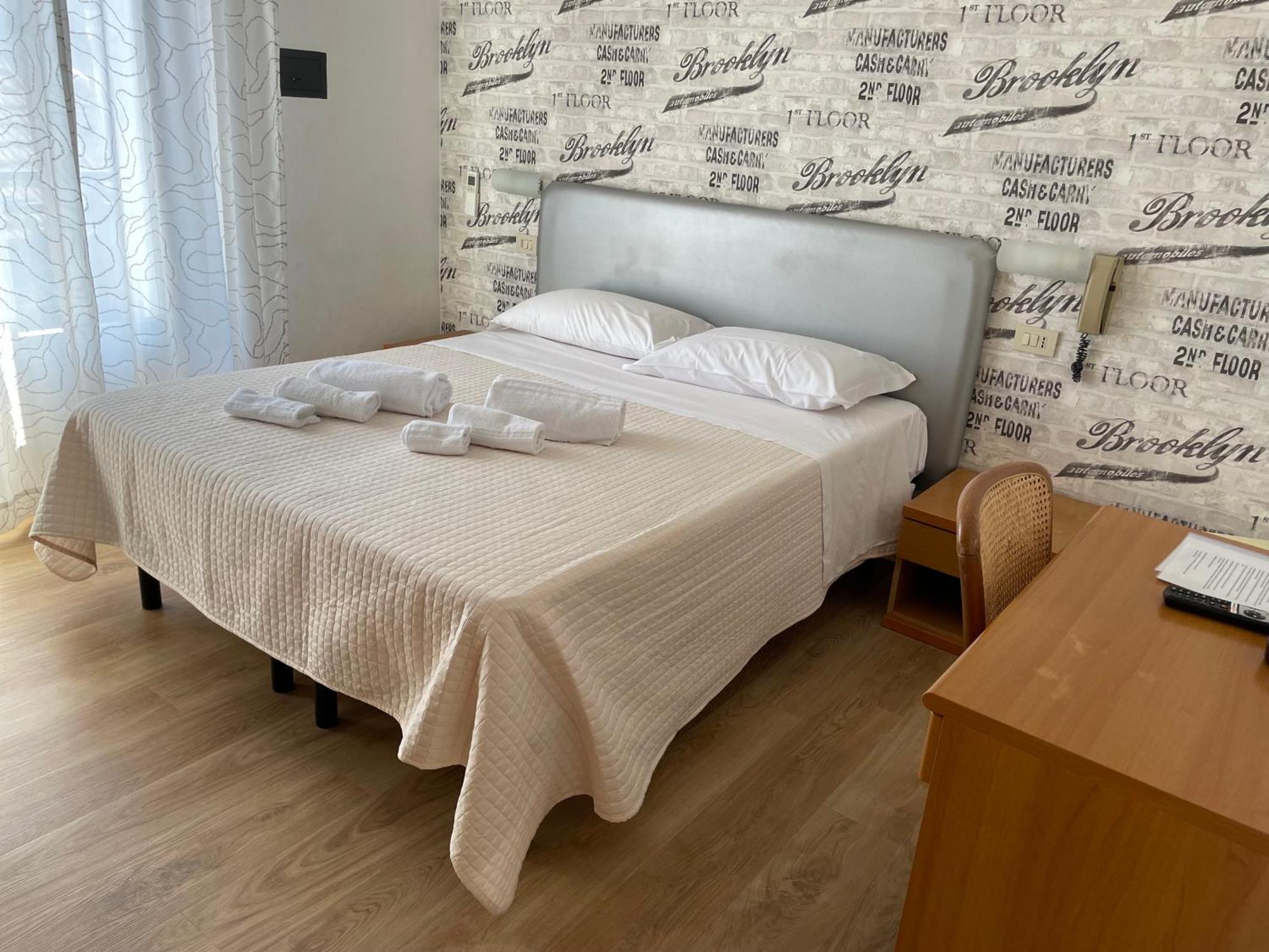 Hotel Barbiani リッチョーネ エクステリア 写真