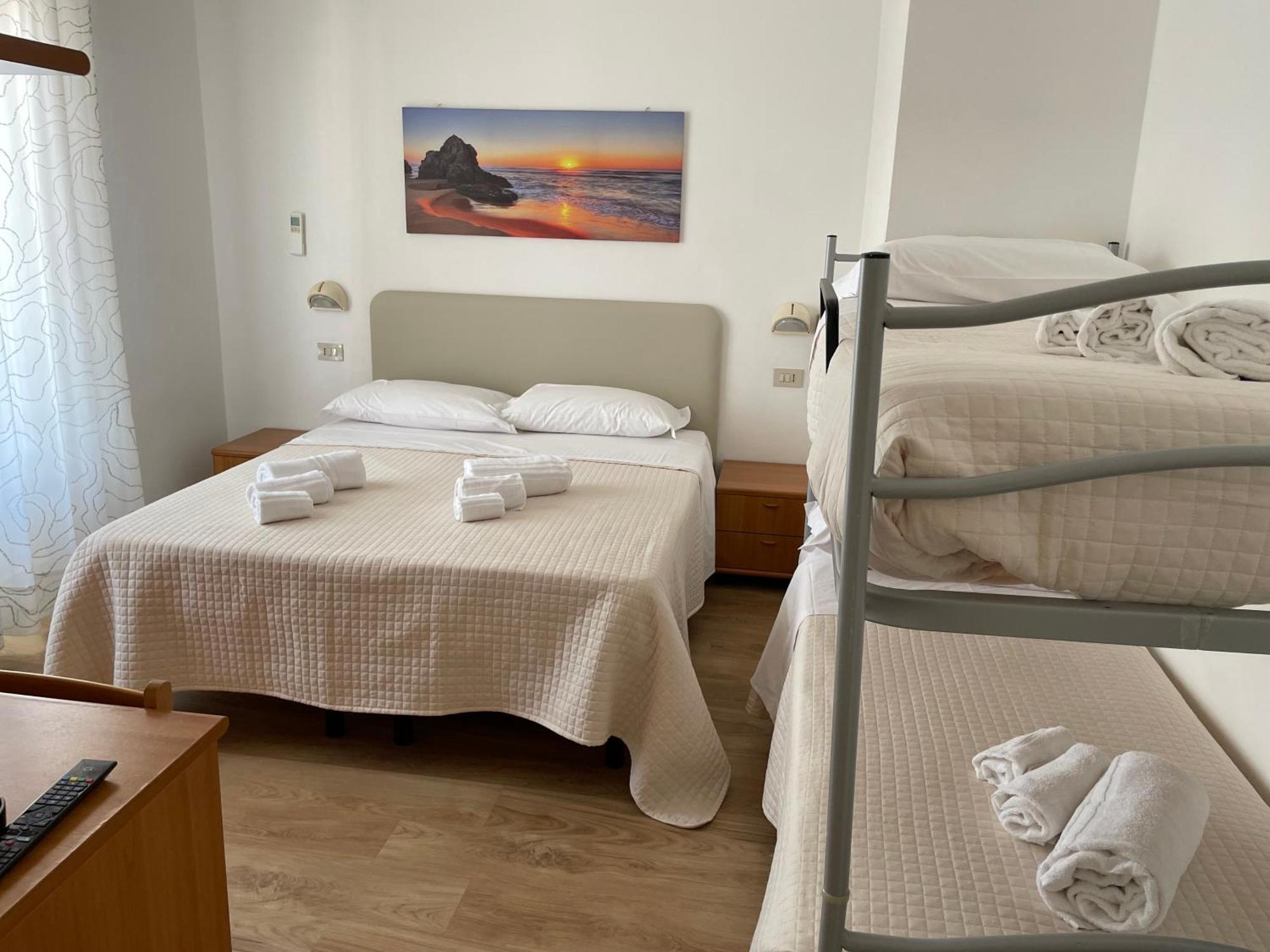 Hotel Barbiani リッチョーネ エクステリア 写真
