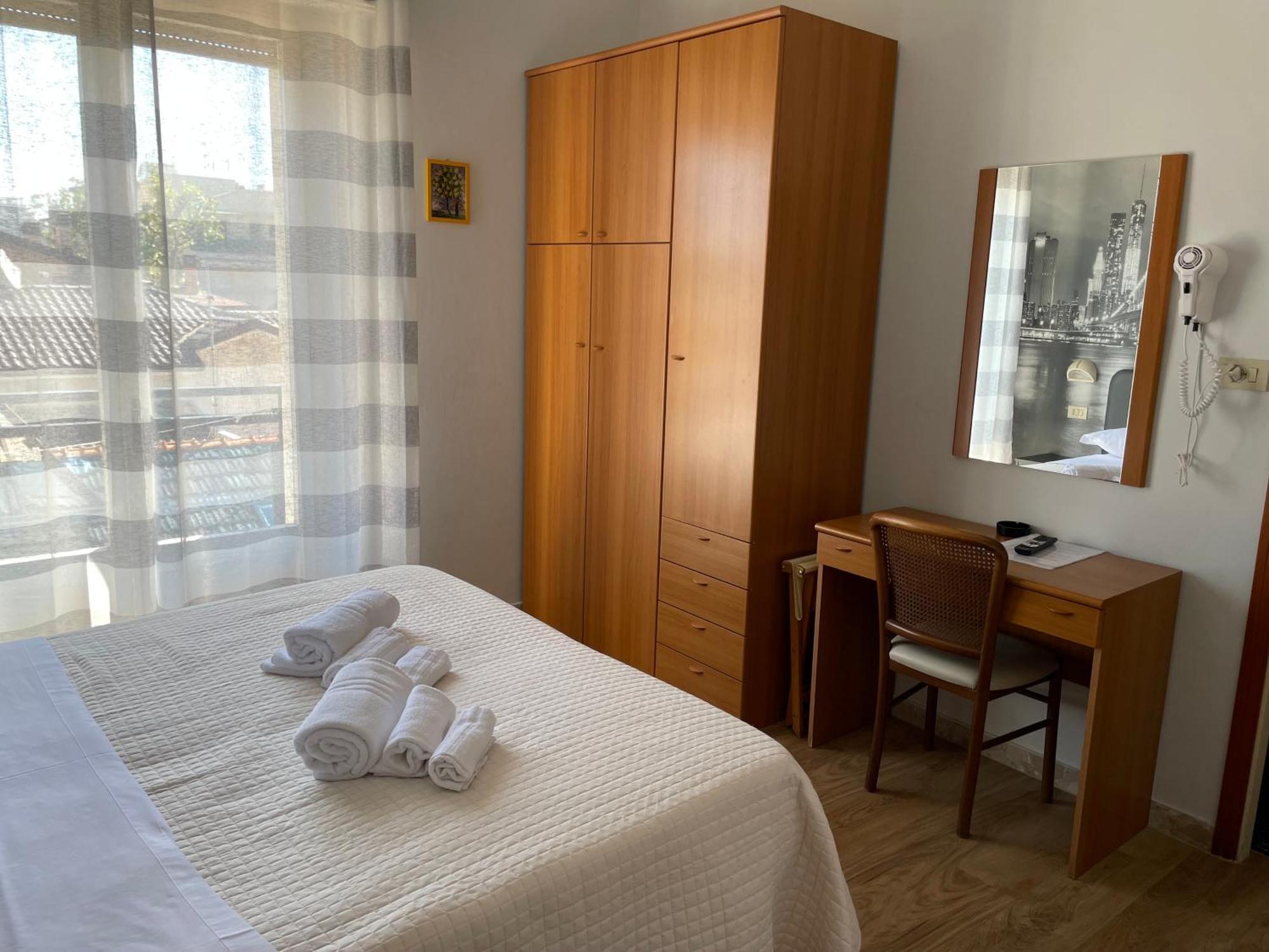 Hotel Barbiani リッチョーネ エクステリア 写真