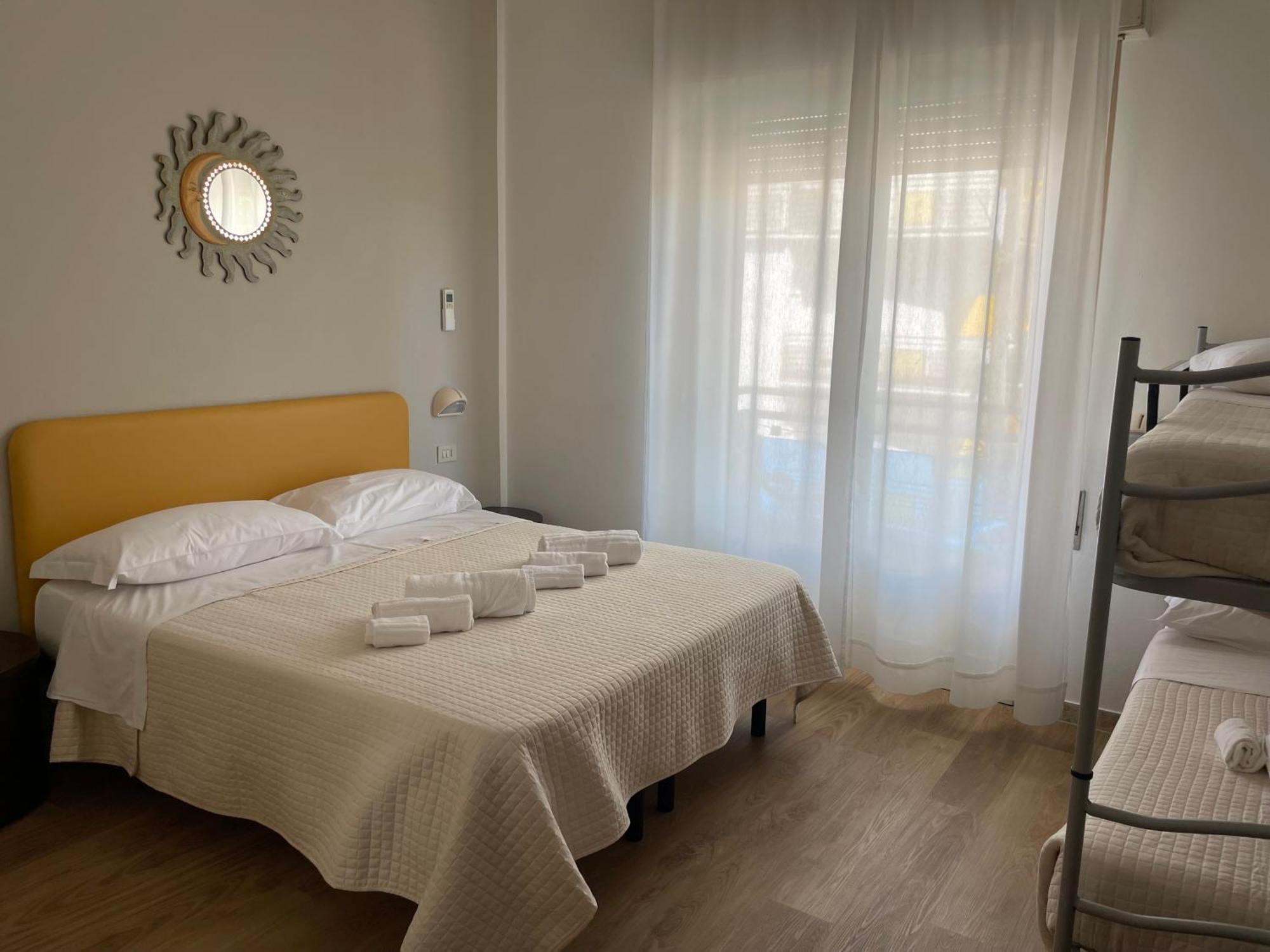 Hotel Barbiani リッチョーネ エクステリア 写真