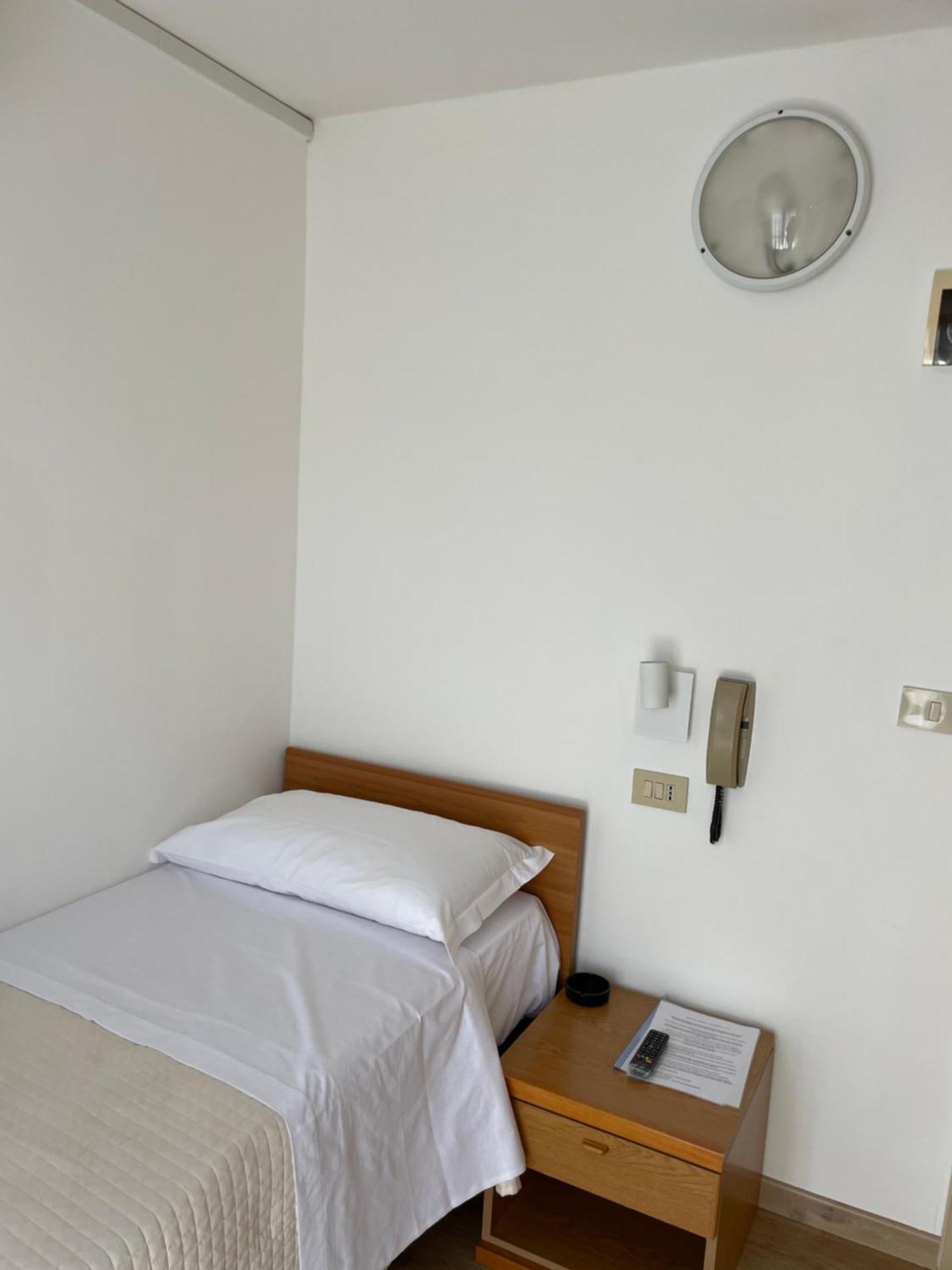 Hotel Barbiani リッチョーネ エクステリア 写真