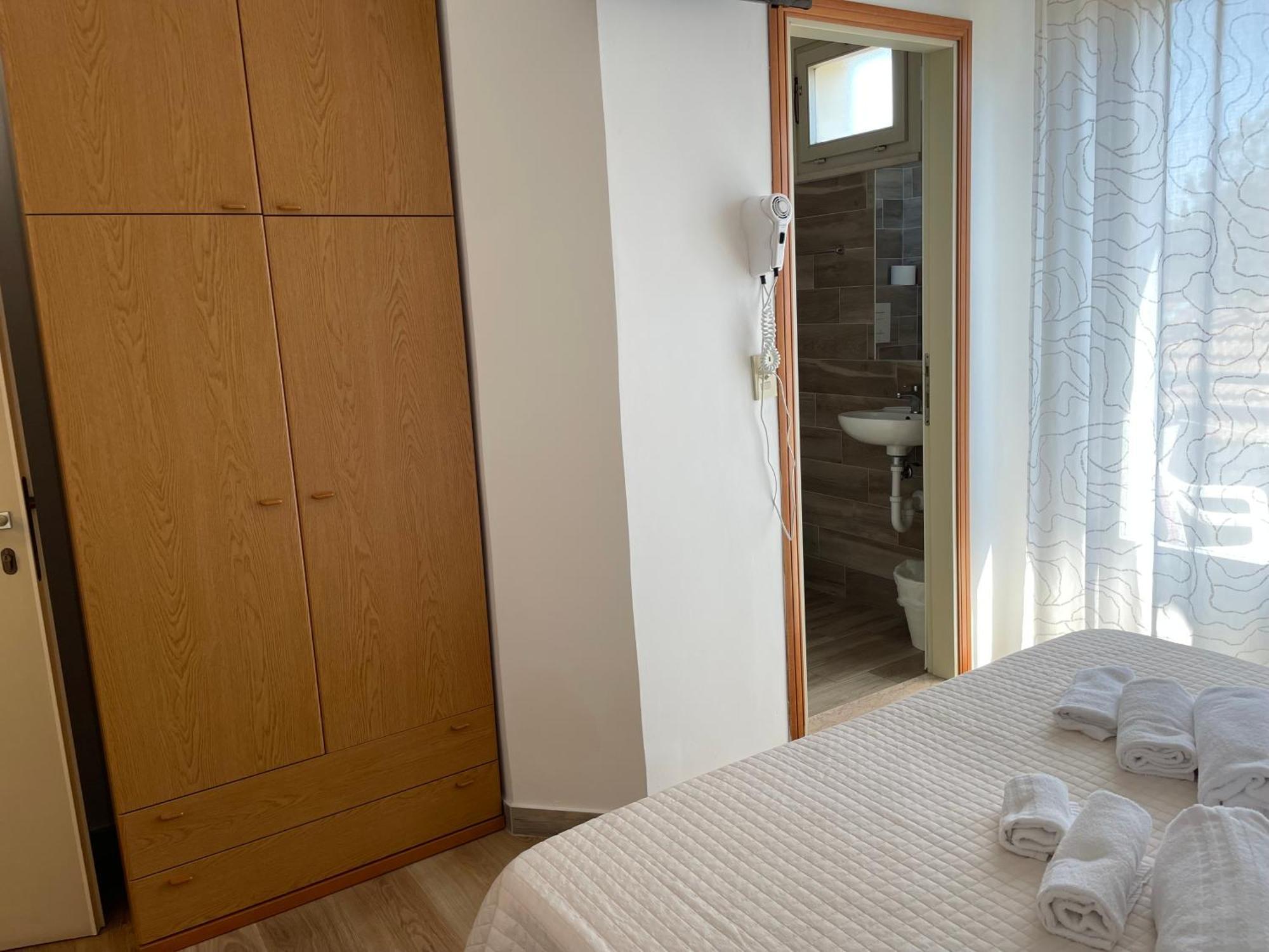 Hotel Barbiani リッチョーネ エクステリア 写真