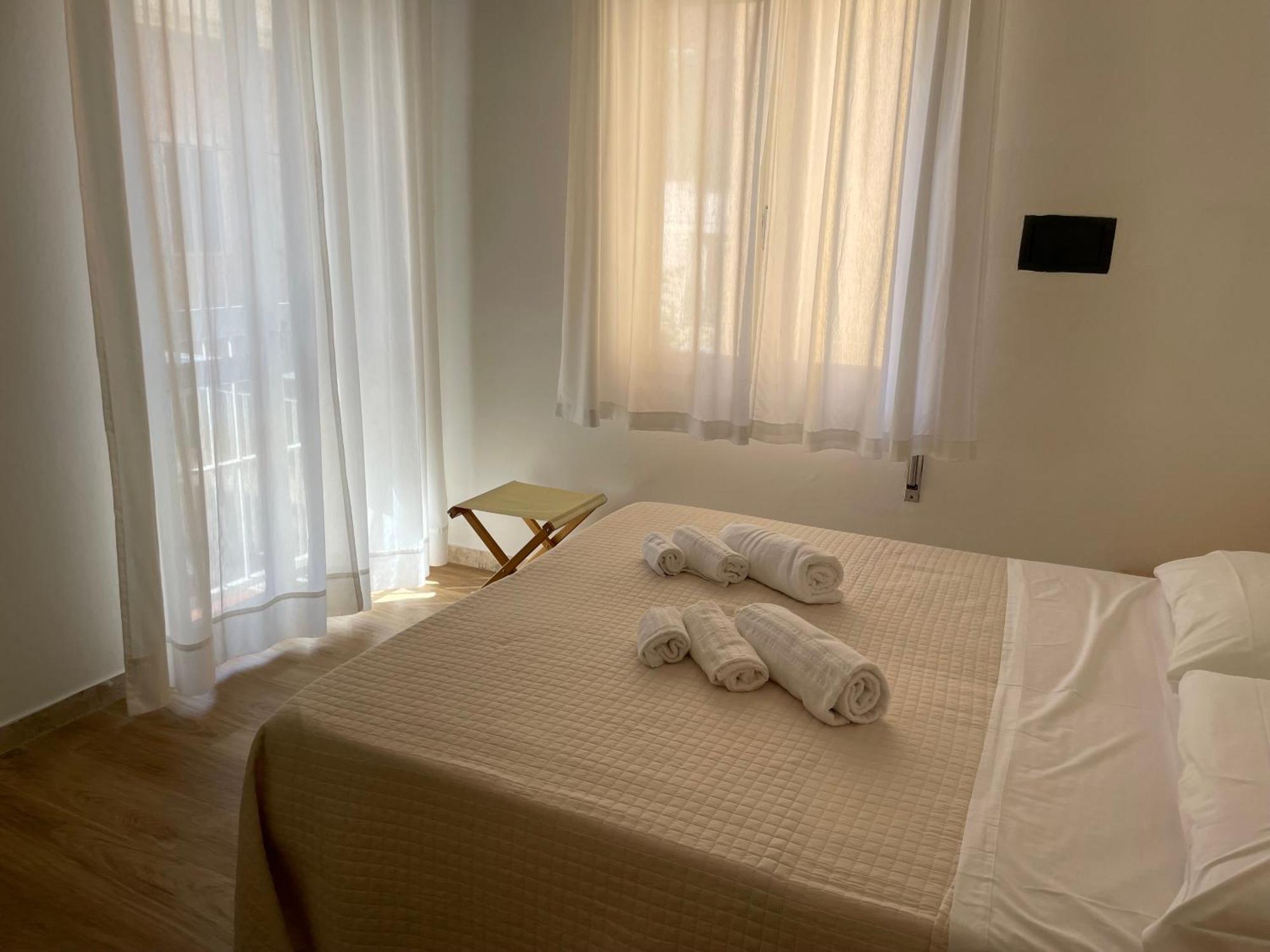 Hotel Barbiani リッチョーネ エクステリア 写真