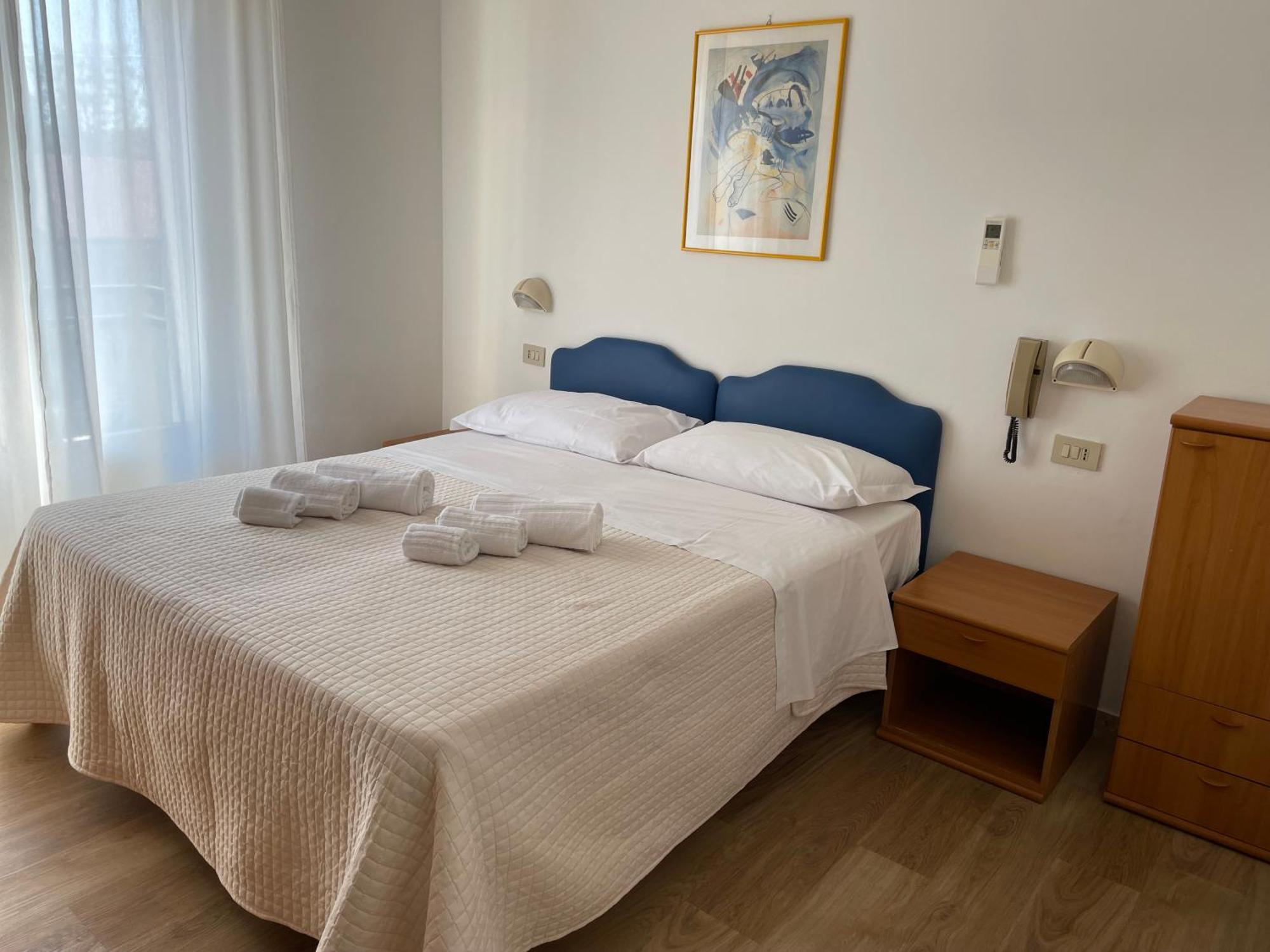 Hotel Barbiani リッチョーネ エクステリア 写真